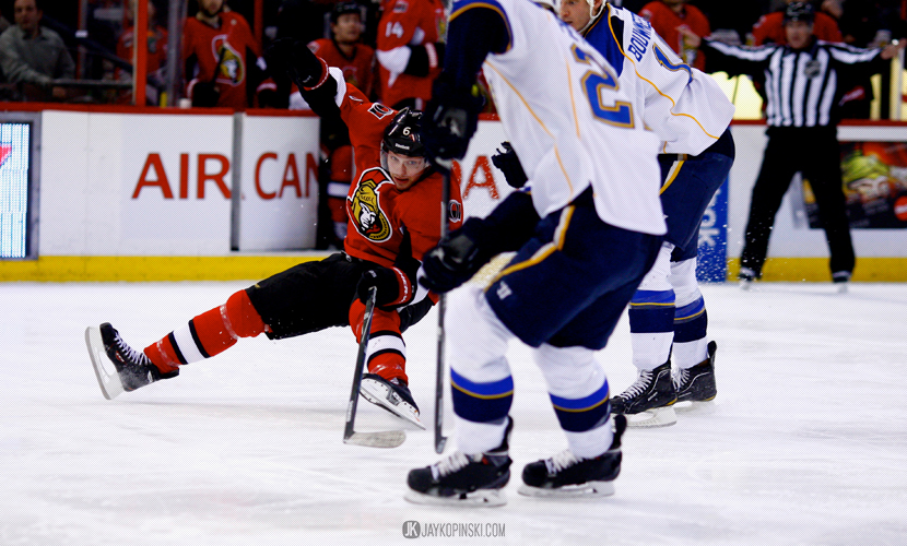OTTAWA, CANADA - December 16:Ottawa Senators Right Wing Bobby Ryan (6) [4985] loses an edge going after a puck during a game between the Blues and Senators at Canadian Tire Centre on December 16, 2013 in Ottawa, Ontario, Canada. ***** Editorial Use Only *****Jay Kopinski-Icon/SMI